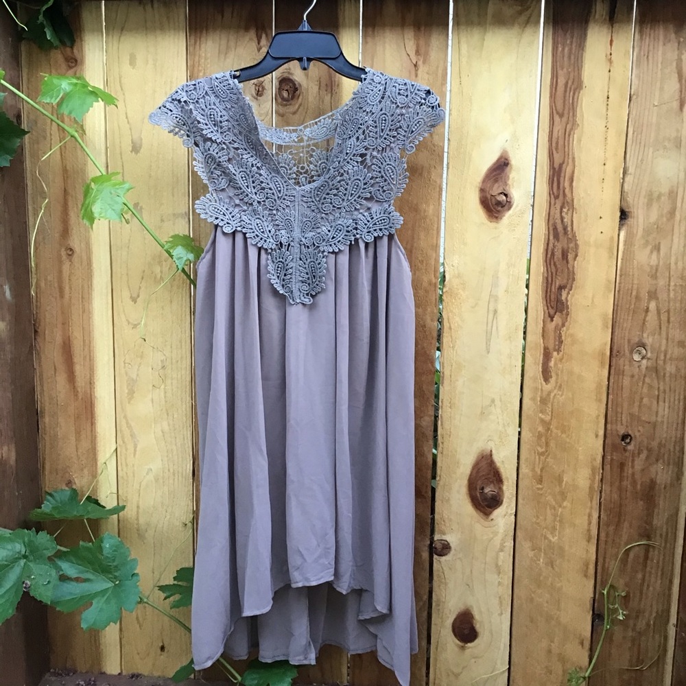 Comfort house dress size med/large